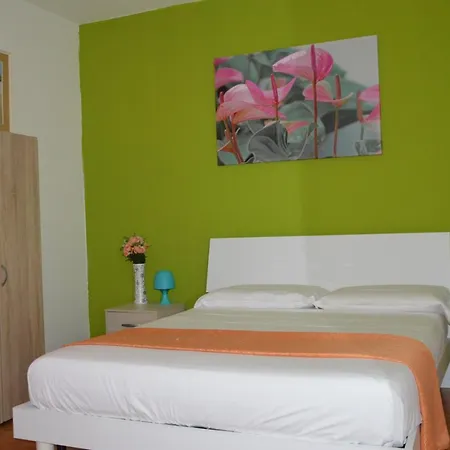 Bed & Breakfast Rosa 2*
