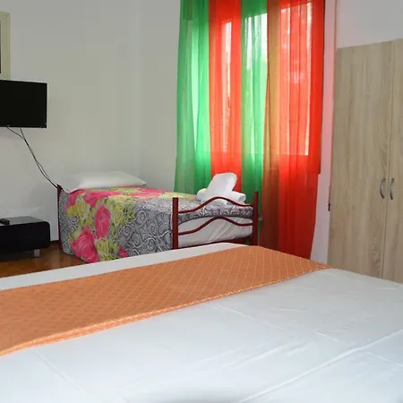 Bed & Breakfast Rosa 2*