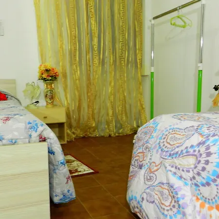 Rosa Panzió